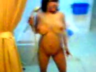 Indonesian Sales Promotion Girl Take A Swxy Shower
