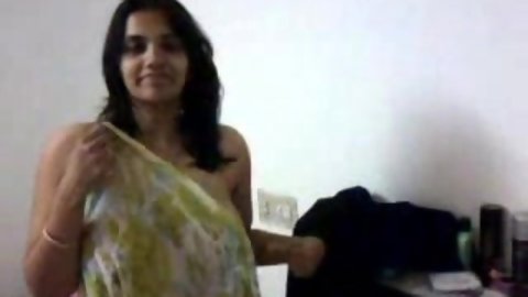 Sexy Aged Indian Aunty
