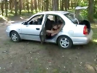 Outdoor Anal Fucking In The Car