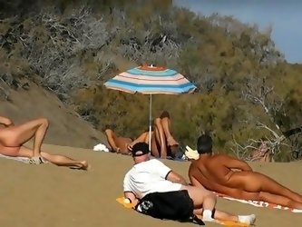 Public Pussy Fingering At The Beach