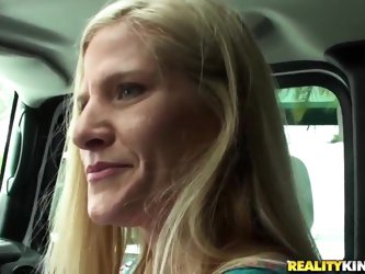 Man Seduces His Passionate Mature Blonde Girlfriend To Suck His Big Dick In A Car. She Does It With Great Pleasure Bringing Him At Cloud Seven From En